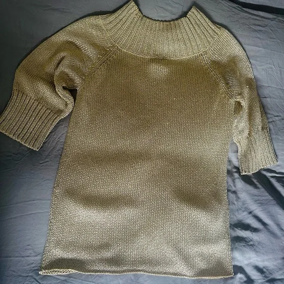 Gold Knit Sweater with pockets - Picture 4 of 9
